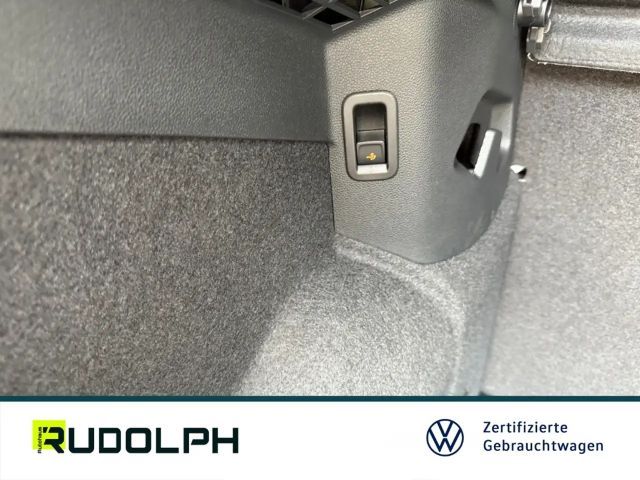 Volkswagen Golf 1.5 TSI Golf VIII