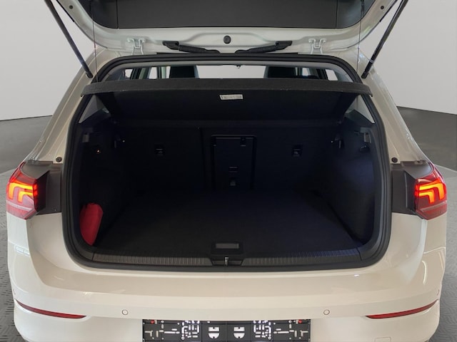 Volkswagen Golf 1.5 TSI BMT Golf VIII