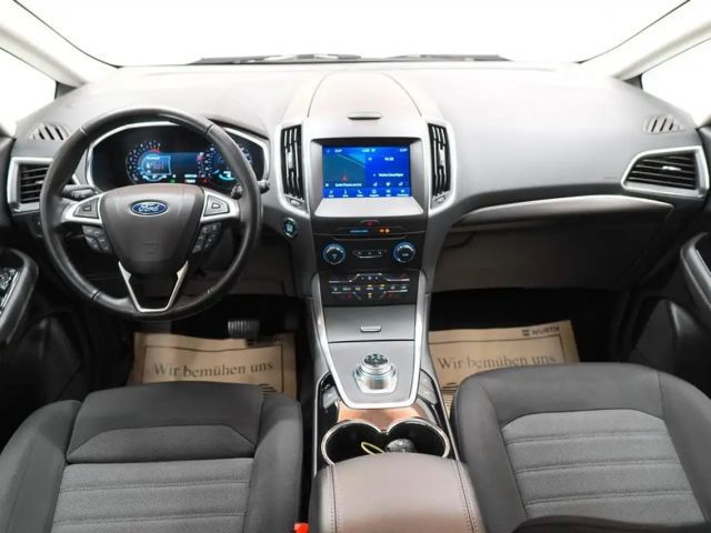 Ford S-Max ST Line