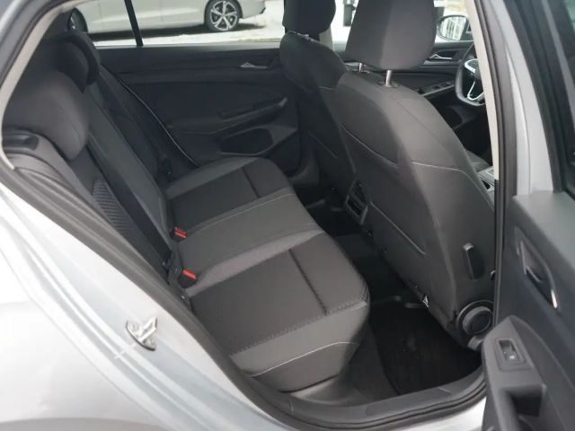 Volkswagen Golf 1.5 eTSI Golf VIII