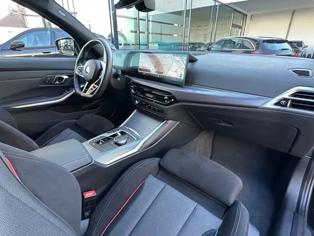 BMW 330 330i M-Sport Touring xDrive