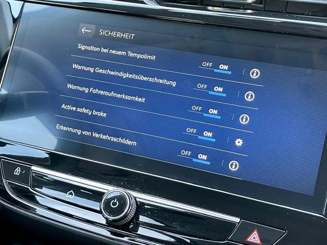 Opel Corsa *LENKRAD & SITZHEIZUNG*PDC*VERKERSZEICHENERKENNUNG