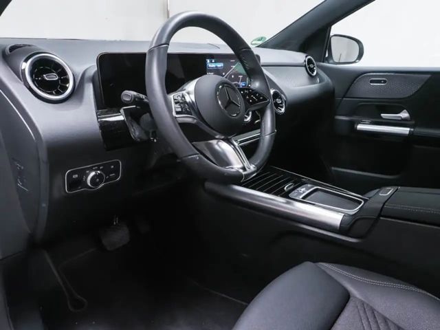 Mercedes-Benz B 200 Progressive