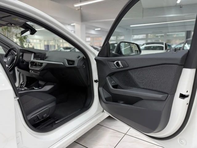 BMW 120 120i Advantage pakket Sedan