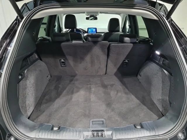 Ford Kuga AWD Hybrid Titanium X