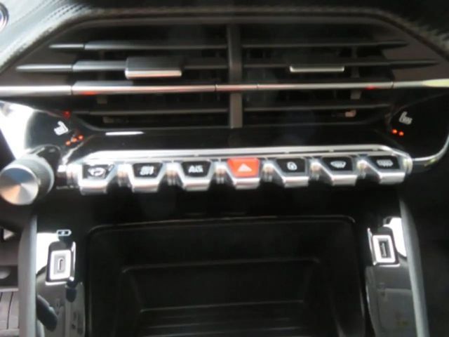 Peugeot E-2008 Active Pack