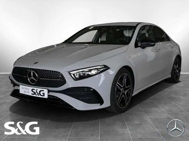 Mercedes-Benz A 200 AMG Line