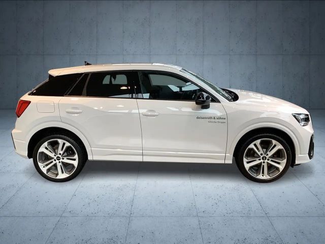 Audi SQ2 TFSI Matrix/sonos/MMI/ASI/19"/EPH/Assist/Kam