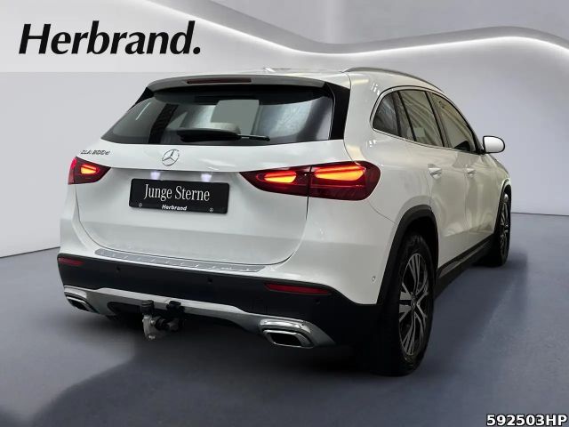 Mercedes-Benz GLA 200 GLA 200 d Progressive