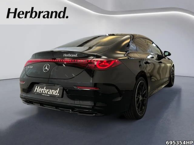 Mercedes-Benz CLA 200 AMG Line Coupé Premium