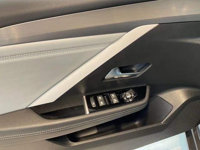 Opel Astra 1.6 Turbo Elegance Turbo