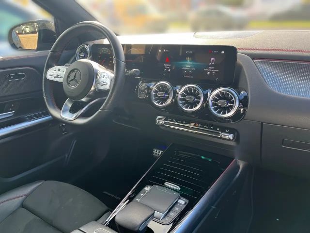 Mercedes-Benz EQA 300 4MATIC AMG Line