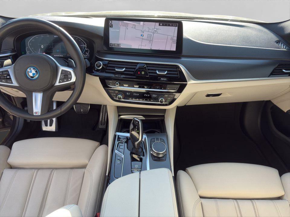 BMW 545 545e Sedan xDrive