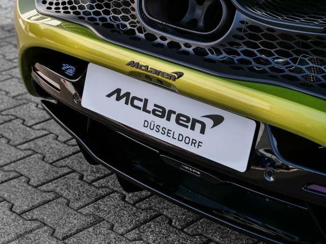 McLaren 750S Coupé Flux Green, Bowers and Wilkins Sound