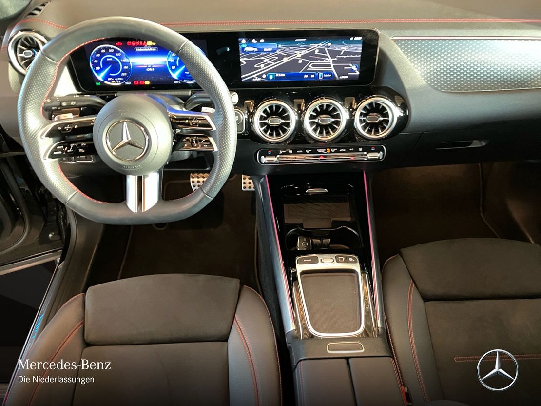 Mercedes-Benz EQA 300 4MATIC