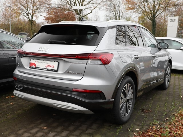 Audi Q4 e-tron SUV 45 e-tron Audi Q4 e-tron