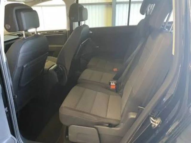 Volkswagen Touran Comfortline DSG R-Line