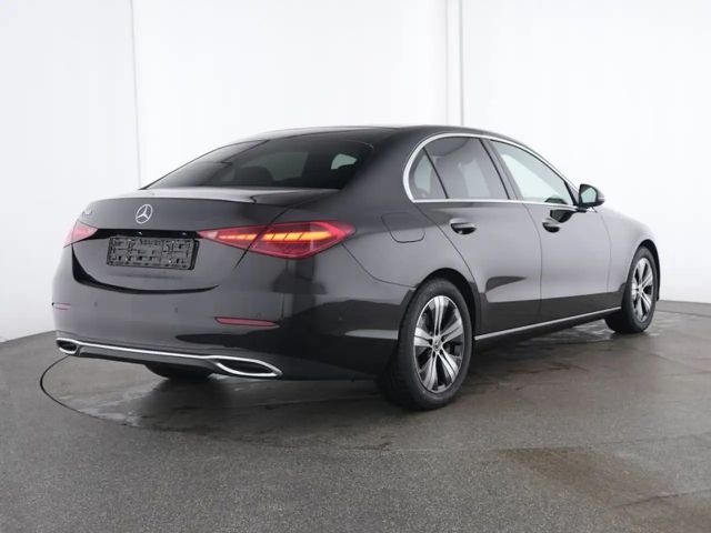 Mercedes-Benz C 200 AVANTGARDE Sedan