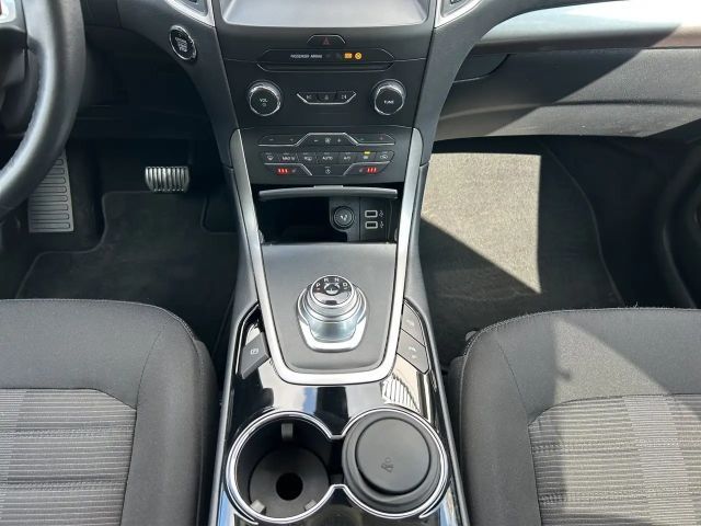 Ford Galaxy 2.5 Duratec Hybrid Aut./7-SITZ/KAMERA/NAV