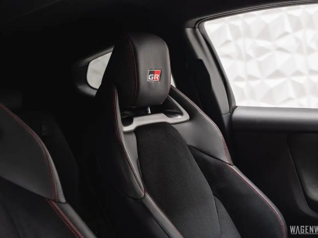Toyota Yaris GR Performance Package
