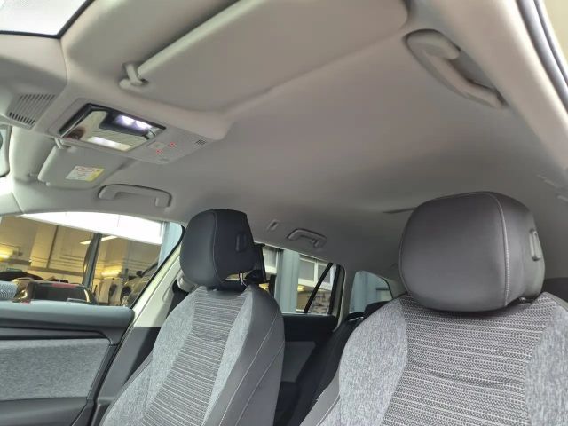 Skoda Superb 1.5 TSI Combi Selection