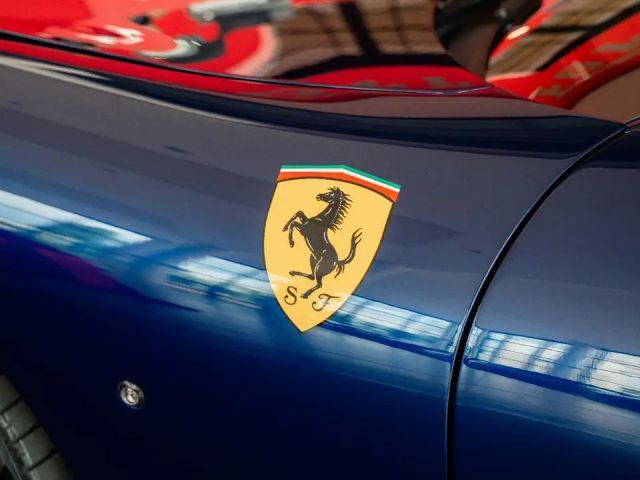 Ferrari Roma Spider