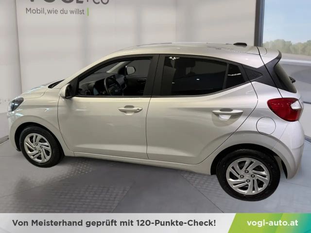 Hyundai i10 i Line Plus 1,0 MT