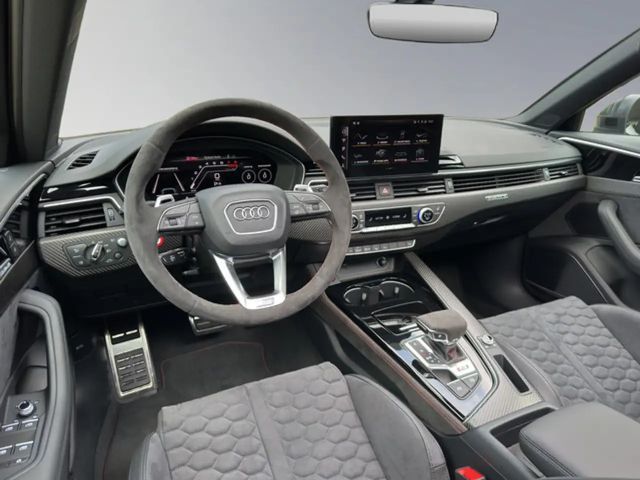 Audi RS4 Avant Quattro
