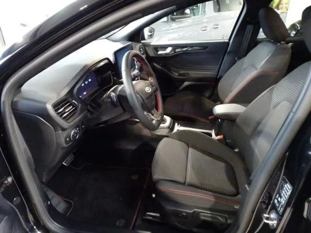 Ford Focus ST Line Wagon