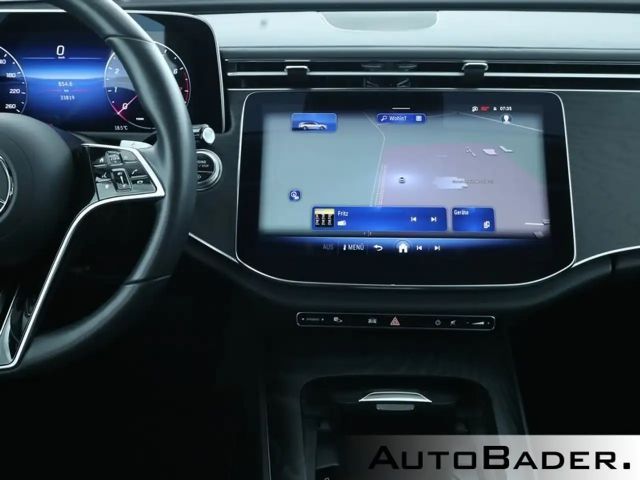 Mercedes-Benz E 200 AVANTGARDE Estate