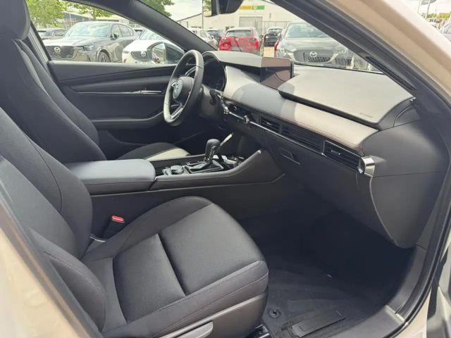 Mazda 3 2.5L Homura SkyActiv e-Skyactiv
