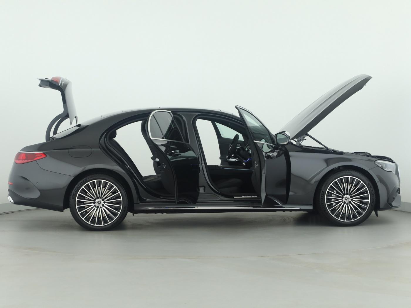 Mercedes-Benz E 400 4MATIC Sedan