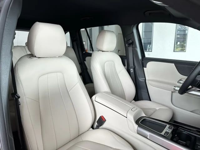 Mercedes-Benz EQB 300 4MATIC Progressive