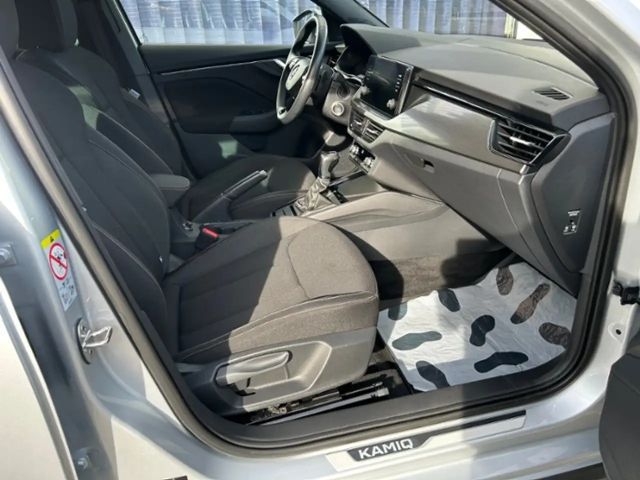 Skoda Kamiq Scout LED ACC SHZ RFK PDC beh.LR KLIMA ALU