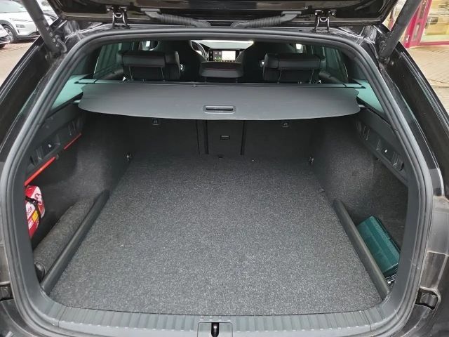 Skoda Octavia Combi RS iV