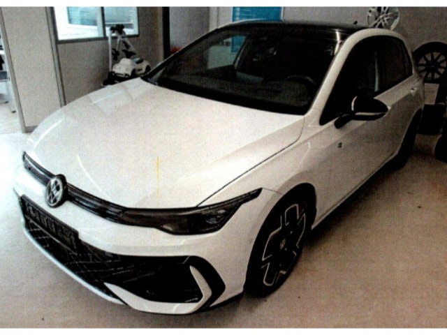 Volkswagen Golf 1.5 eTSI DSG R-Line