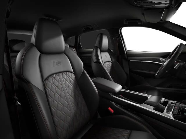 Audi Q8 e-tron 55 S-Line