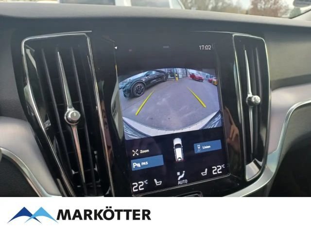 Volvo V60 AWD Core Recharge T6