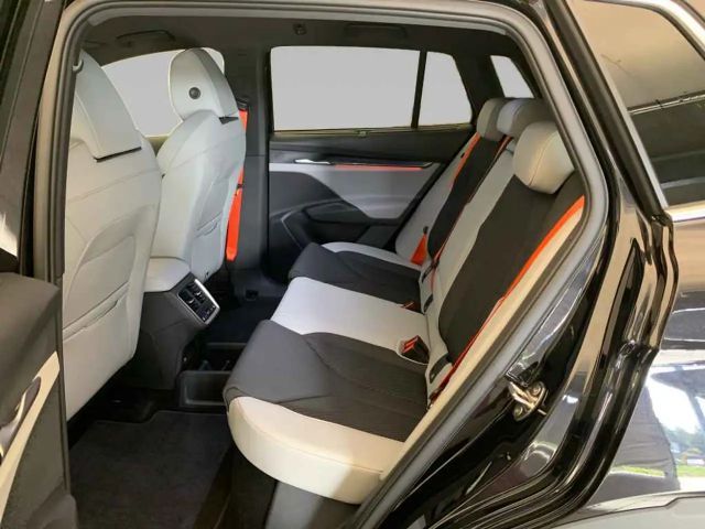 Skoda Elroq *WÄRME*MATRIX*AHK*ACC*21"*360*LODGE*HUD*