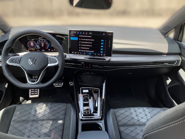 Volkswagen Golf 1.5 eTSI Golf VIII