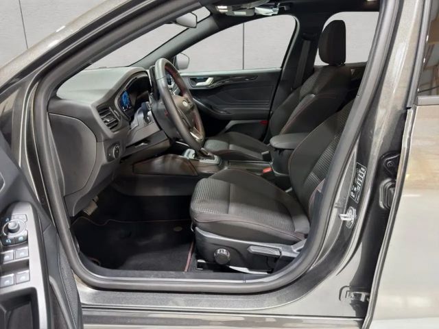 Ford Focus ST Line Wagon