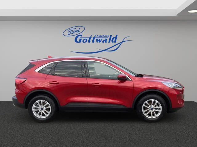 Ford Kuga Hybrid Titanium