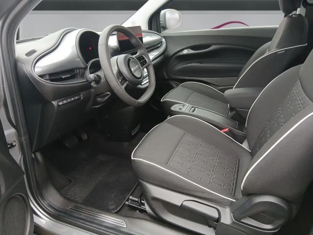 Fiat 500e e Lim. Basis+Rückfahrkamera+PDC