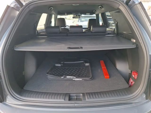 SsangYong Torres 4WD Sapphire