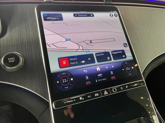 Mercedes-Benz EQE 350 AMG Line Sedan