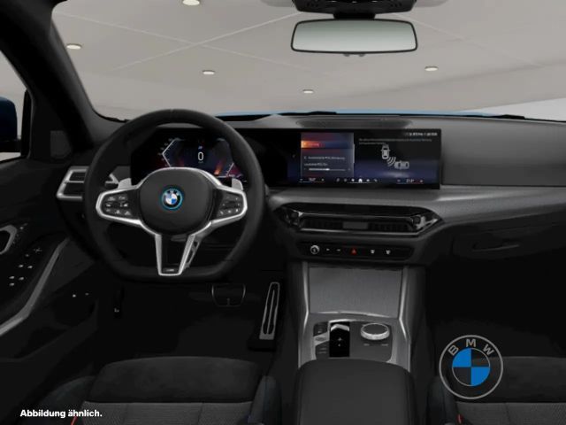 BMW 330 330e M-Sport xDrive
