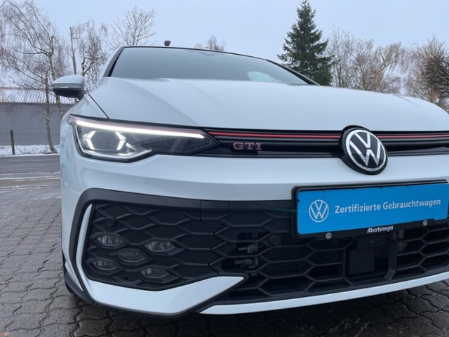 Volkswagen Golf 2.0 TSI DSG Golf VIII