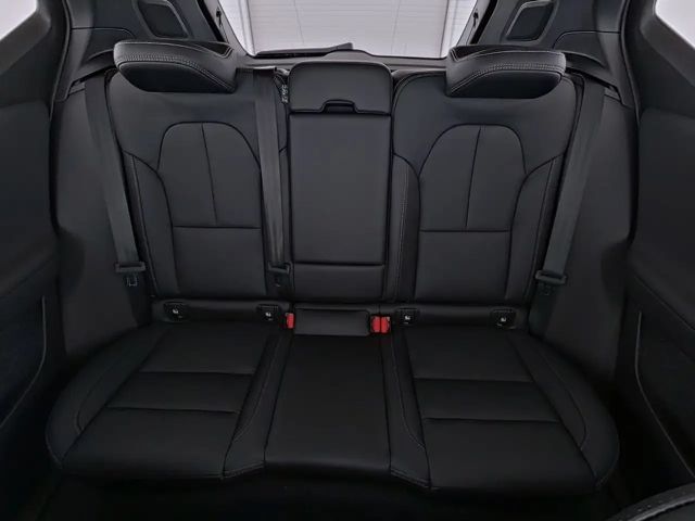 Volvo XC40 Dark Plus