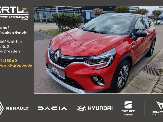 Renault Captur E-Tech Intens