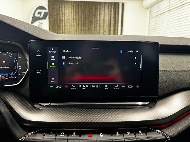 Skoda Octavia Combi RS iV